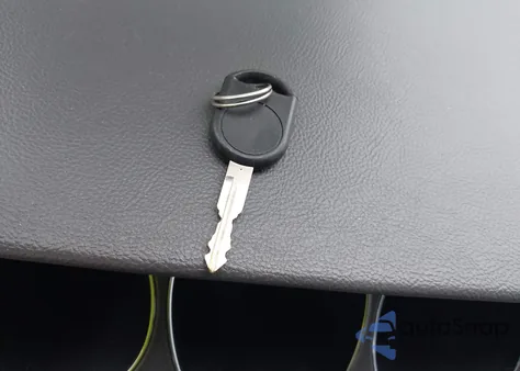 2010 Ford Taurus Se z USA, uszkodzony, nr VIN 1FAHP2DW6AG166319